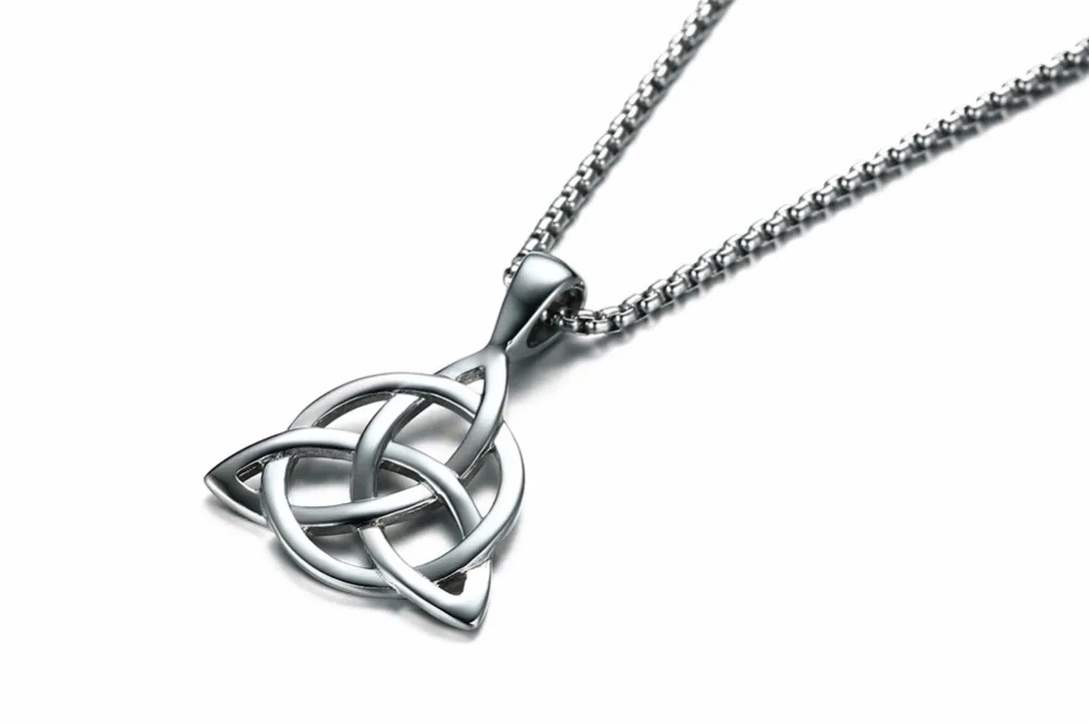 Mens Necklaces Irish Celtic Trinitys Knot Pendant Necklace in Silver Tone Stainless Steel Northern Europe Vintage Jewelry Colar Kolye Collane 16