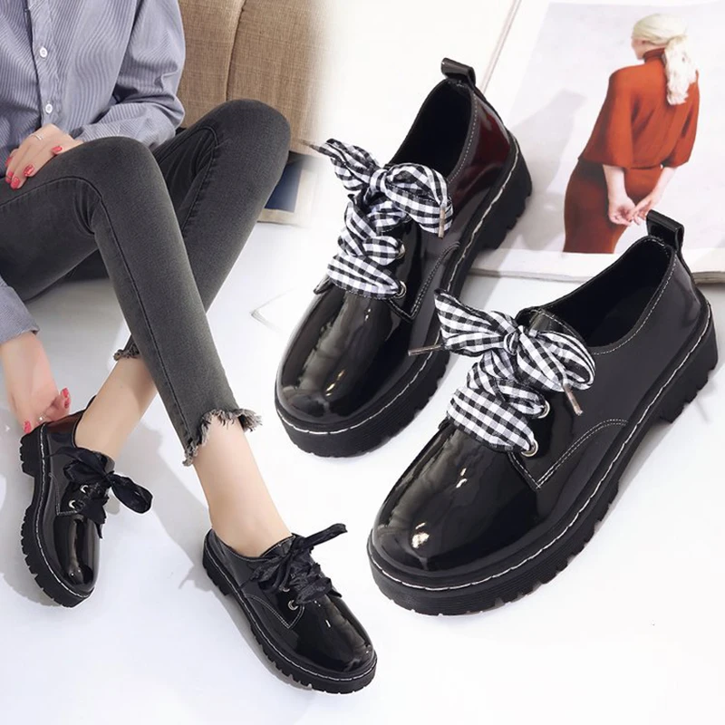 

British wind female black small shoes simple wild flat leather shoes female summer new loafers