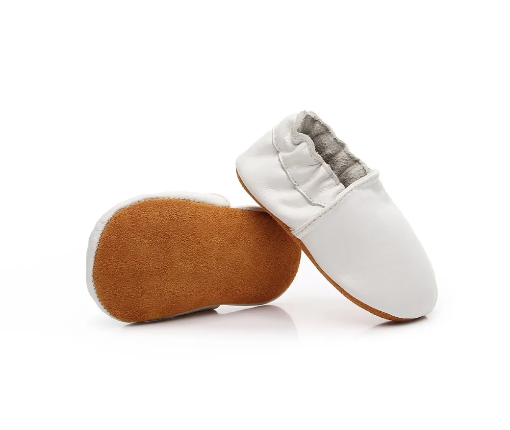Модная детская обувь из натуральной кожи; однотонная обувь с мягкой подошвой и эластичными лентами; обувь для малышей