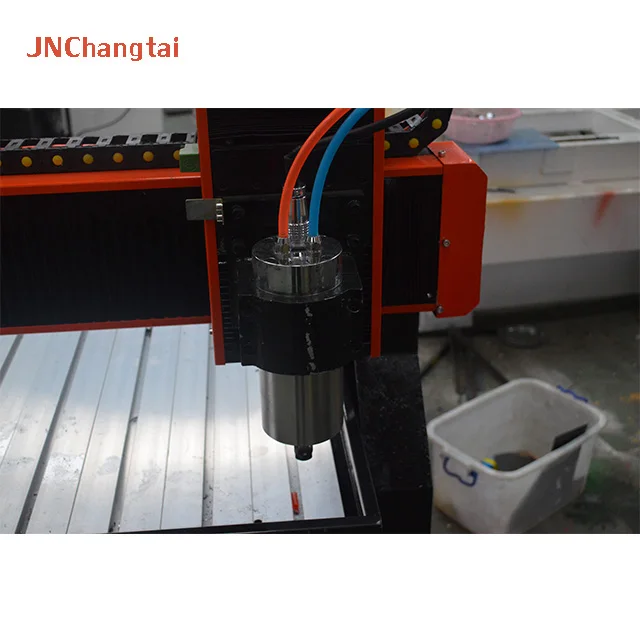 Золото качество cnc подвергая механической обработке алюминия маршрутизатор