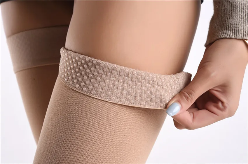 Compression stockings 10