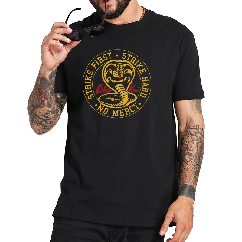 

Cobra Kai T Shirt Snake Karate Dojo Anime Black Tshirts Casual Breathable Fitness Crewneck Homme EU Size 100% Cotton Tops Tee