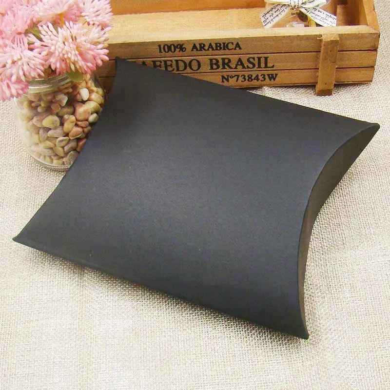 

100Pieces/lot Kraft/black/white Pillow Shape Wedding Favor Gift Box Party Candy Box Wholesales Pillow boxes