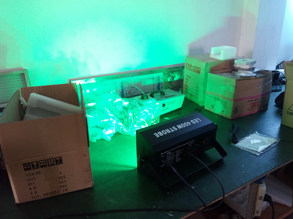 Яркий светодиодный RGB Стробоскоп 4x100 Вт 400 100 220 В|light convention|light make up mirrorlight pole lights |