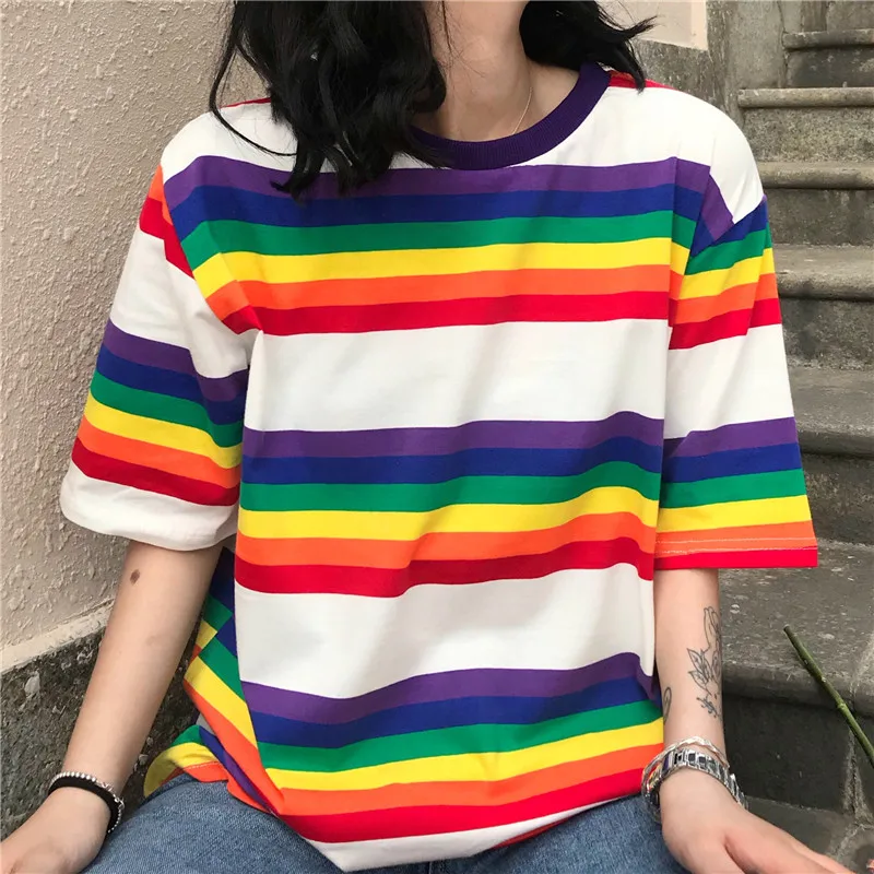 

New Summer Korea ulzzang Harajuku bf wind loose rainbow stripes INS short-sleeved T-shirt cute female couple O-Neck t-shirt