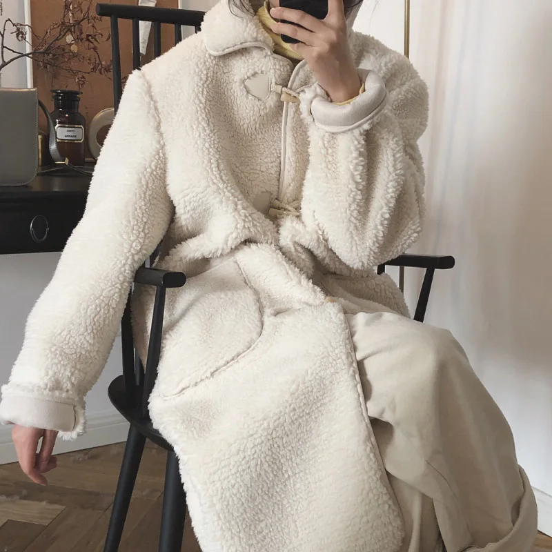 creamy-white Высокое качество дизайнер Для женщин шерстяное пальто в Корейском стиле белый мех ягненка Толстая нагрудные элегантные длинные плюшевые женские зимняя верхняя одежда - Цвет: creamy-white