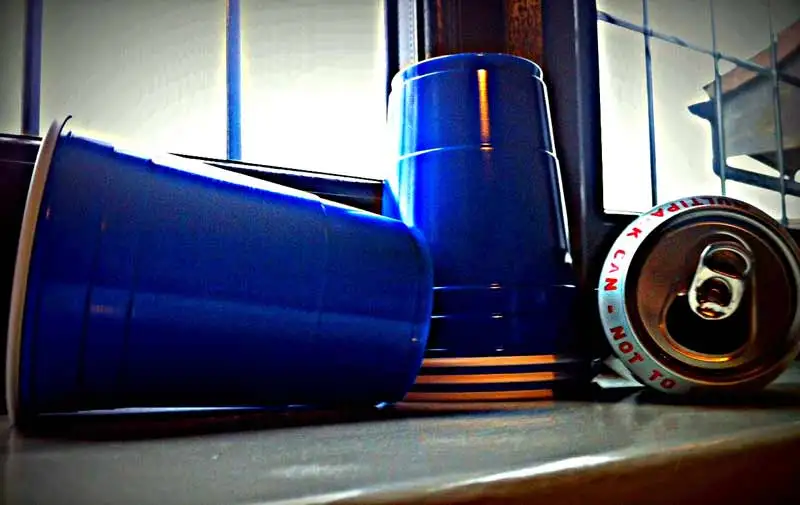 Partybecher Blau Trinkbecher Einwegbecher Plastikbecher Party Beer Pong Red Cups 