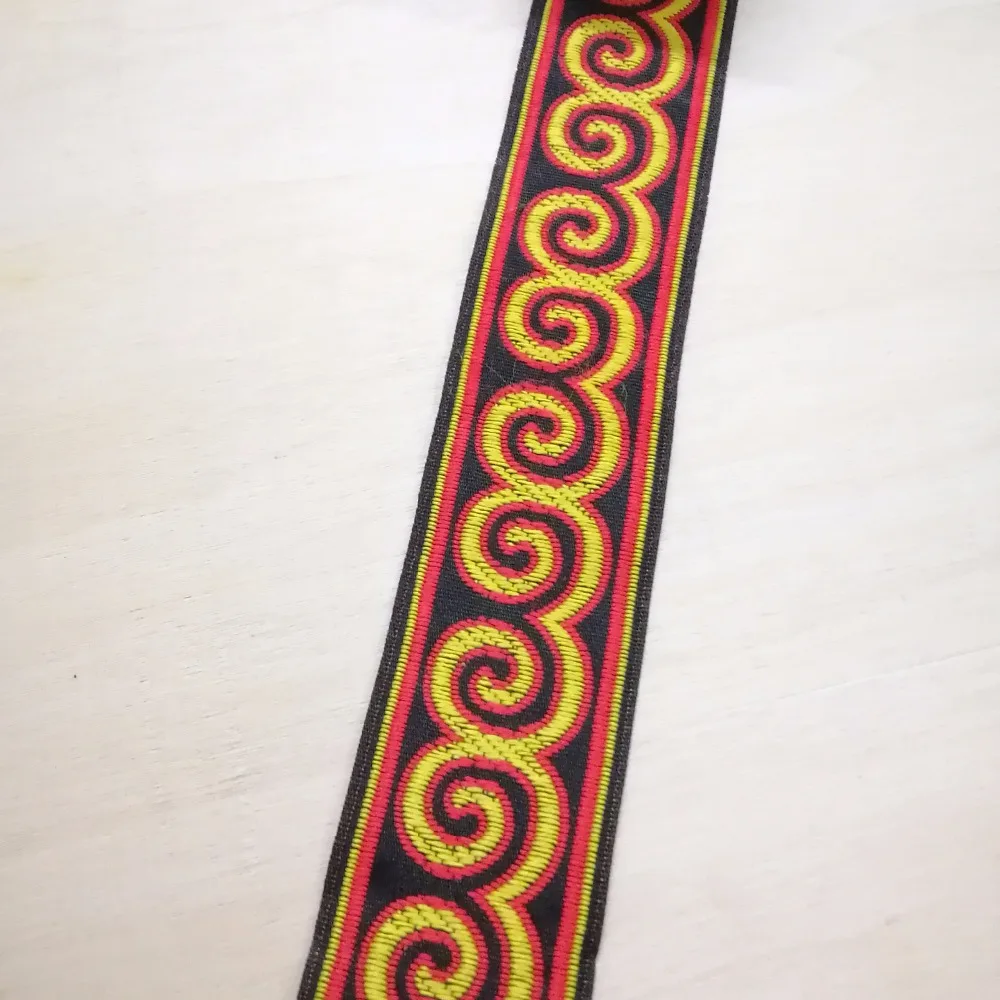 3,3 см 33 мм 1-3/8 ''черная желтая красная рога антилопы Miao символ Классическая лента в этническом стиле костюм молочный Национальный жаккардовое плетение
