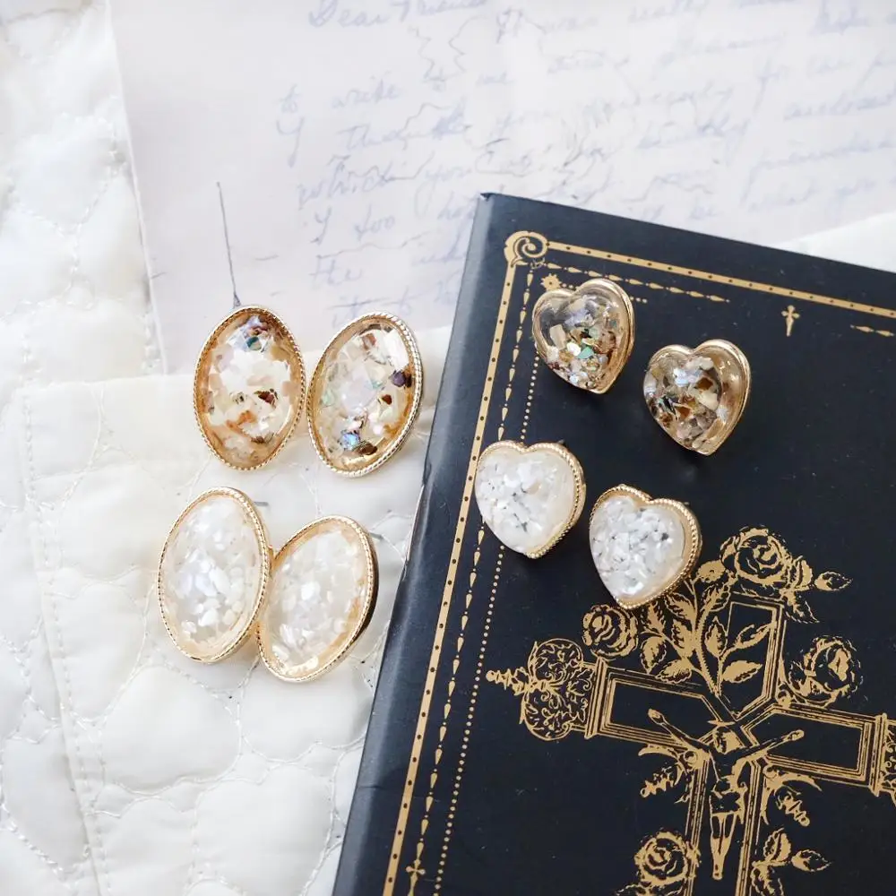 

HUANZHI 2019 s925 Silver Needle Geometric Round Heart Oval Resin Colored Shell Fragments Stud Earrings for Women Girls Party