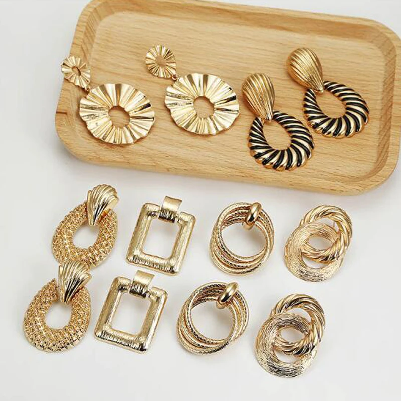SexeMara Vintage Geometric Gold Earrings for Women – Large Statement Metal Pendant Jewelry