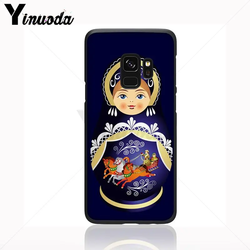 Cute Russian Dolls Pattern Matryoshka