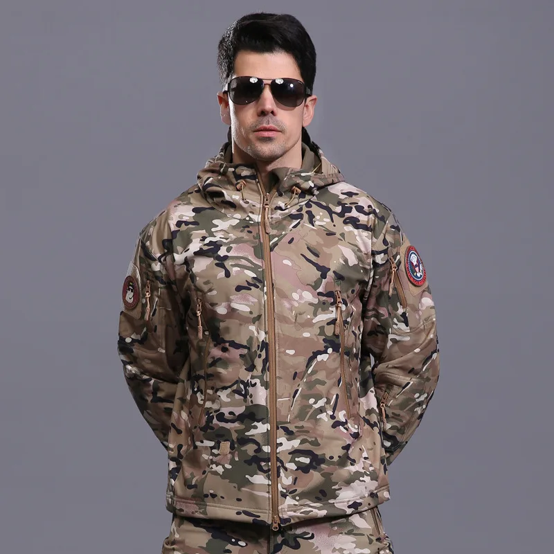 

Men Lurker Softshell Shark Skin Windproof Waterproof Jacket Overalls Sports Camouflage Camping Hiking Athletic Top Apparel