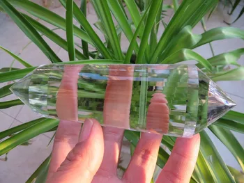 

AA NATURAL VOGEL WATER CLEAR QUARTZ CRYSTAL 48 sided WAND POINT 375g