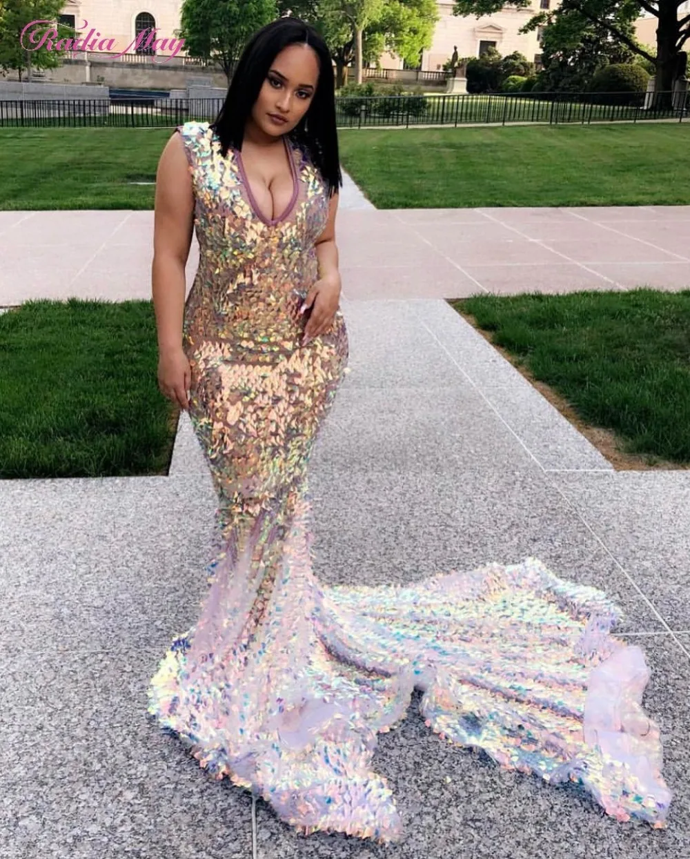 

Luxury Chapel Train Sequined Mermaid Black Girls Prom Dresses Long African Formal Gowns 2019 Glitter Plus size Red Carpet Dress
