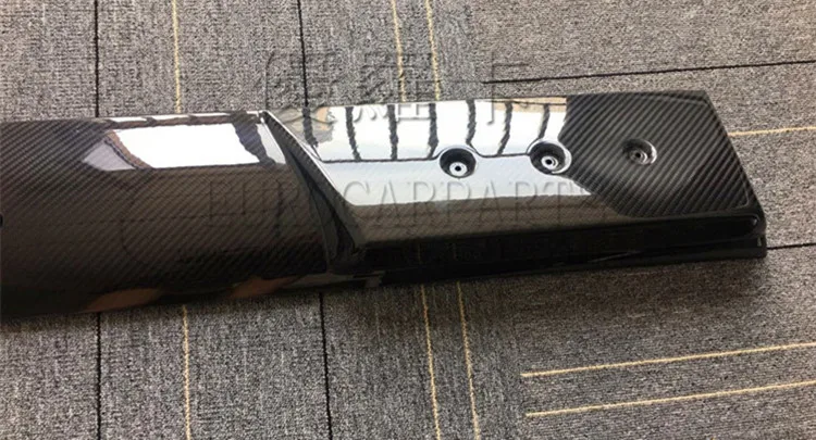 carbon finber roof spoiler  (2)_