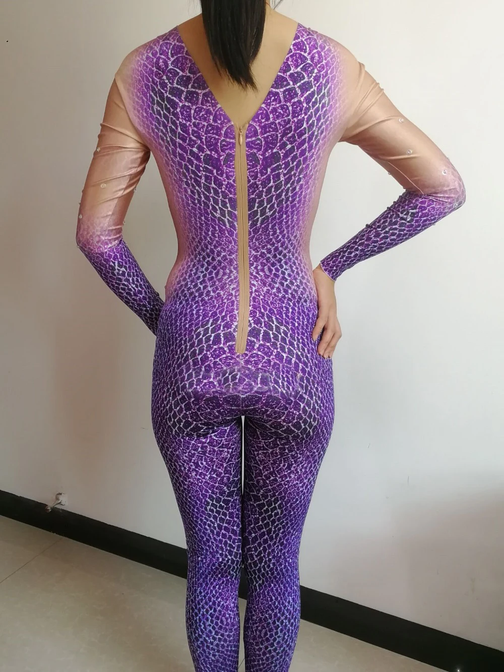 Purple-Snake-Pattern-Printed-Jumpsuit-Sexy-Stretch-Elastic-Bodysuit-Nightclub-DJ-Singer-Pole-Dancing-Stage-Wear (11)