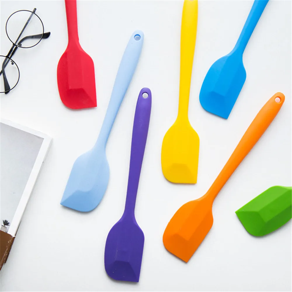 

Kitchen Silicone Cream Butter Cake Spatula Mixing Batter Scraper Home Kitchen Cooking Tool Outdoor BBQ Utensils Basting Tool