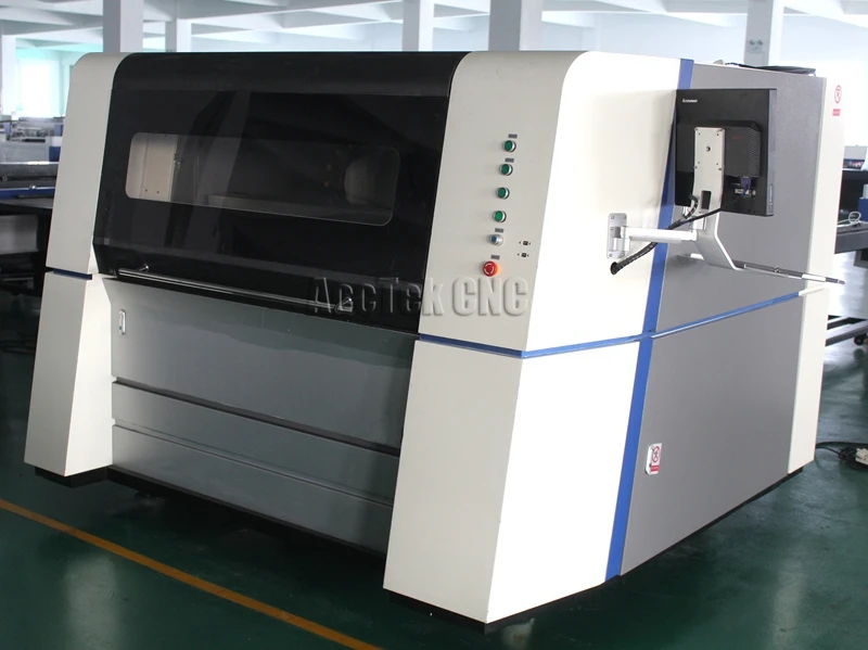 Высокое качество волоконно-лазерной резки машина meral токарный станок Сделано в Китае