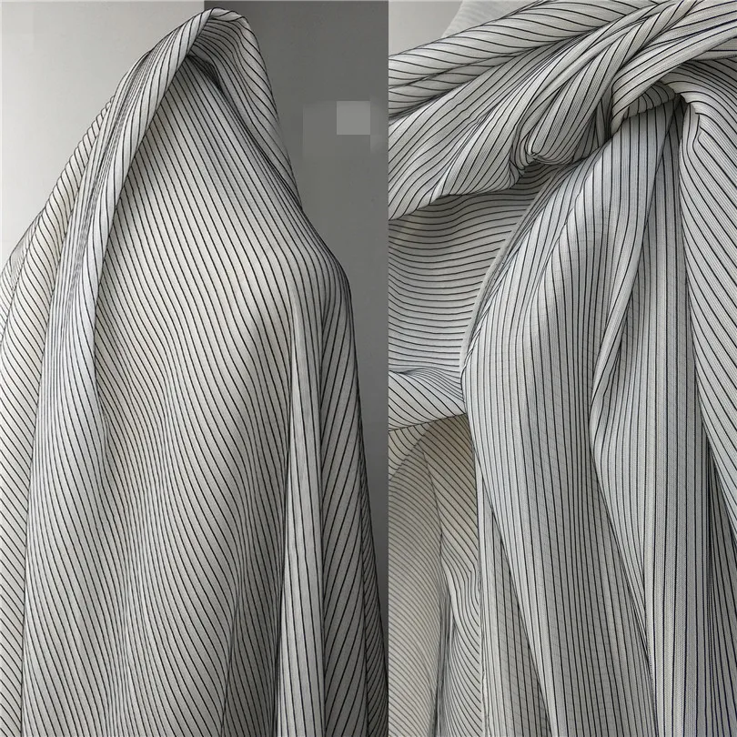 50 см* 145 см/шт трехмерная полоска текстура плиссированная черно-белая вертикальная ткань дизайнер