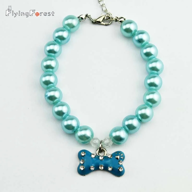 

Factory direct sales, elegant pet accessories, pearls and bone shape pendant,the first choice of fashion pet