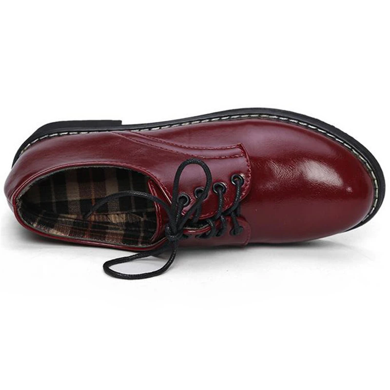 COVOYYAR/ г. Весенне-осенние женские туфли-оксфорды однотонная Классическая обувь на шнуровке официальная женская обувь на плоской подошве женские красные/черные WFS6 WFS6