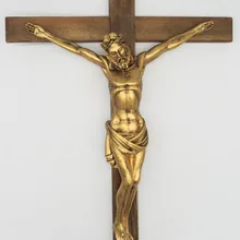 Hankroi 19,6 дюймов стены крест Распятие ручная роспись смолы тела Христа на древесный уголь крест смолы греческие Скульптура