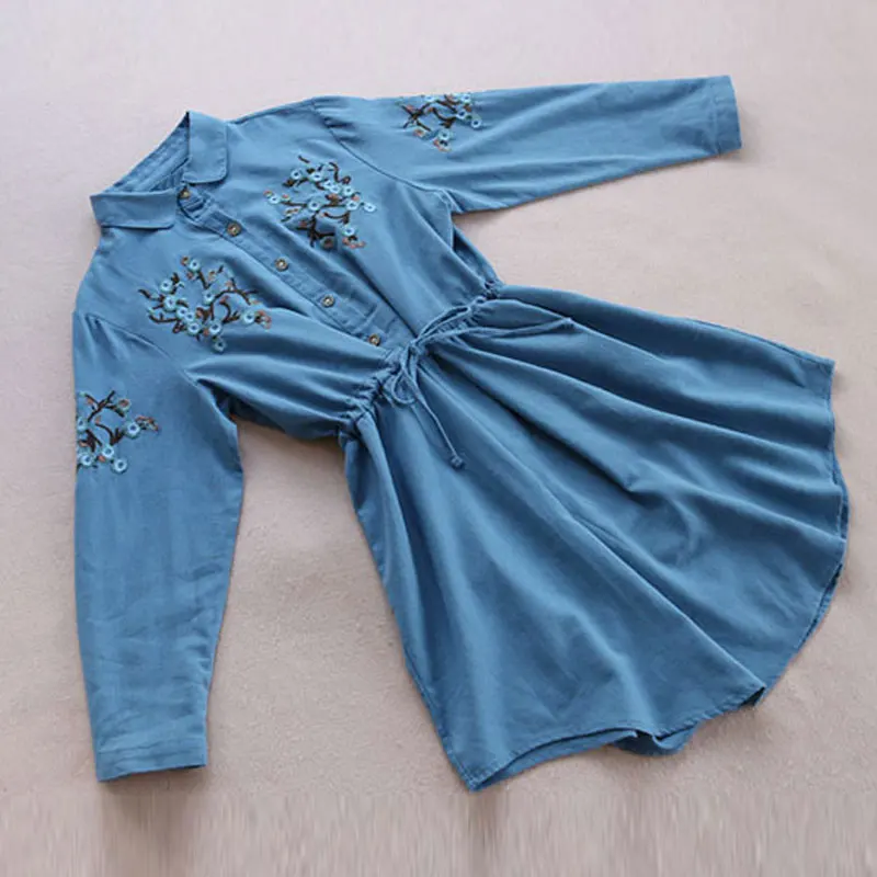 4739457657_893018027