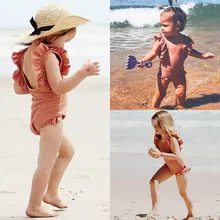 Купальный костюм из полиэстера для маленьких девочек; летний детский купальник без рукавов с оборками для маленьких девочек; цельный купальник; комбинезон; F429