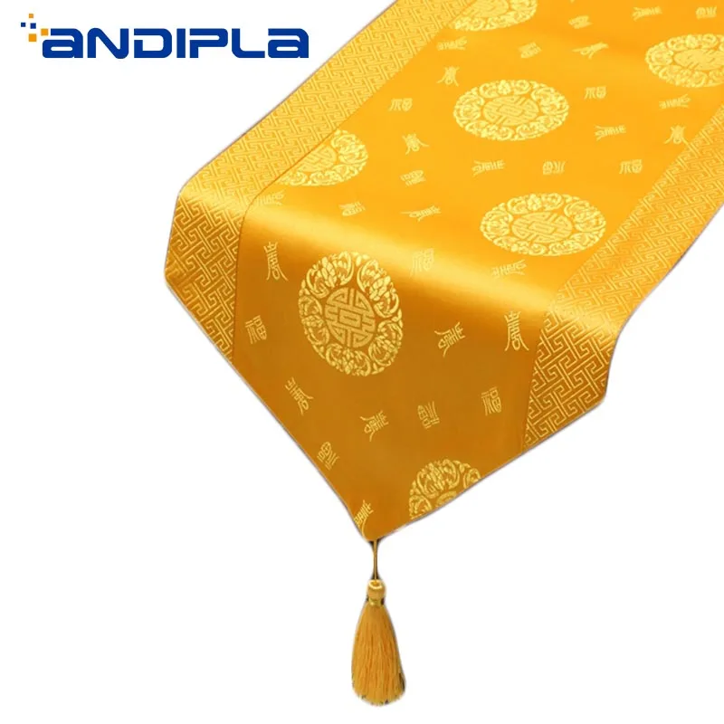 

Chinese Traditional Handmade Red Silk Brocade Table Runner Vintage Table Cloth Tea Ceremony Mats Wedding Home Hotel Villa Decor
