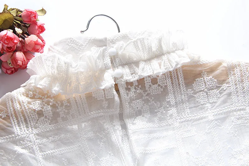 3328010883_206793368