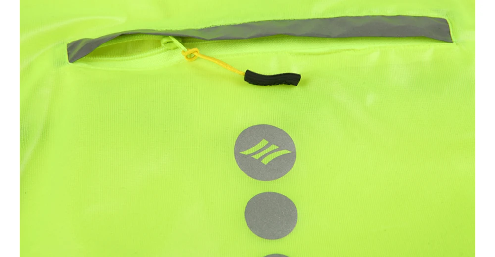 Мужские ветрозащитные куртки Santic для велоспорта с капюшоном, защита от солнца, защита от брызг воды, яблоко, зеленый светильник для велоспорта MC7008V
