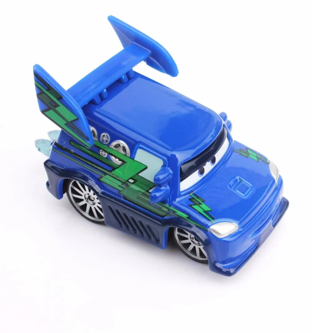 2886193679_1030833488