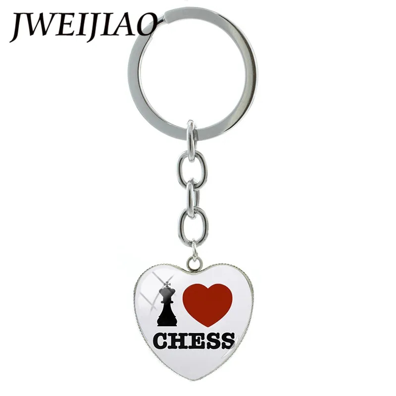 

JWEIJIAO Fashion The King Chessman Keychain I Love Chess Heart Shape Pendant Key Chain Keyrings Chess Lovers Jewelry CH39