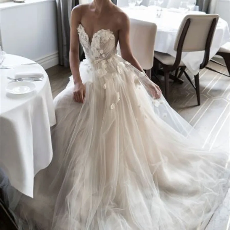 

Romantic wedding dresses 2017 champagne long A line off the Shoulder Wedding Dress Bride Party Vestidos De Novia robe de mariee