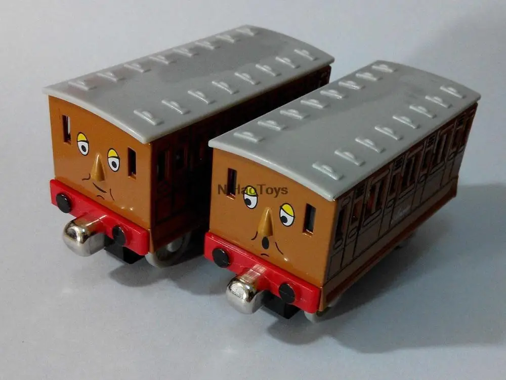thomas and friends take n play annie and clarabel