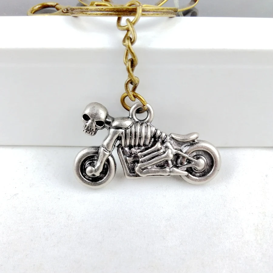 2016 new cool unique 3D alloy vintage antique key chain ring keychain