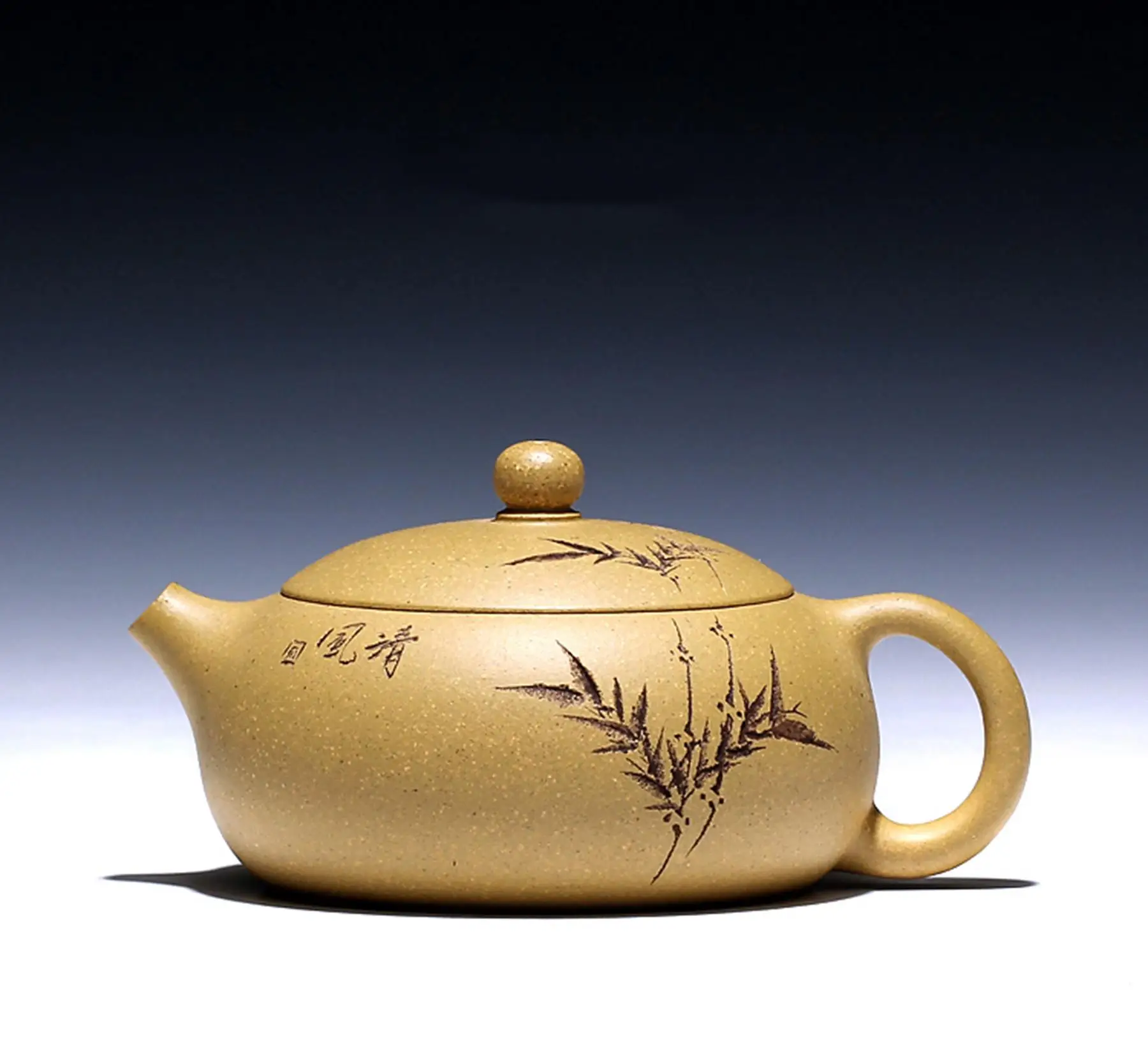 Famous teapot Ore DuNi Xi Shi pot Hand carved bamboo teapot Kung Fu tea