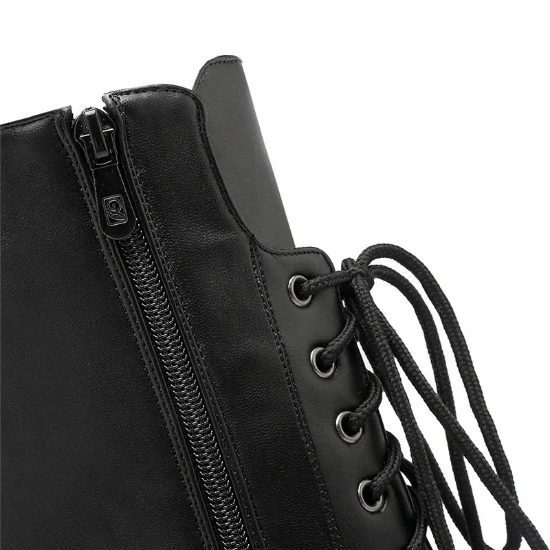 4M3A0582