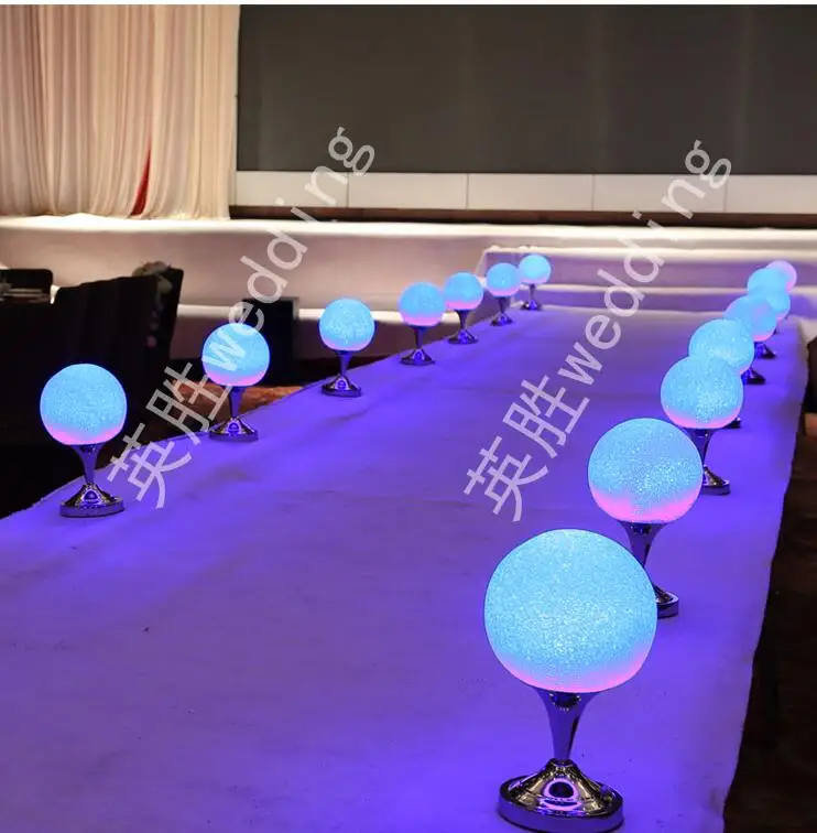 

The new charge cause light ball runway road purple series of fairy tales