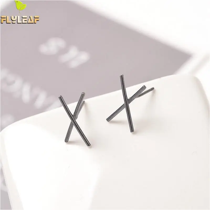 

Flyleaf 925 Sterling Silver Simple Cross Black Stud Earring For Women High Quality Geometric Earings Fashion Jewelry Temperament