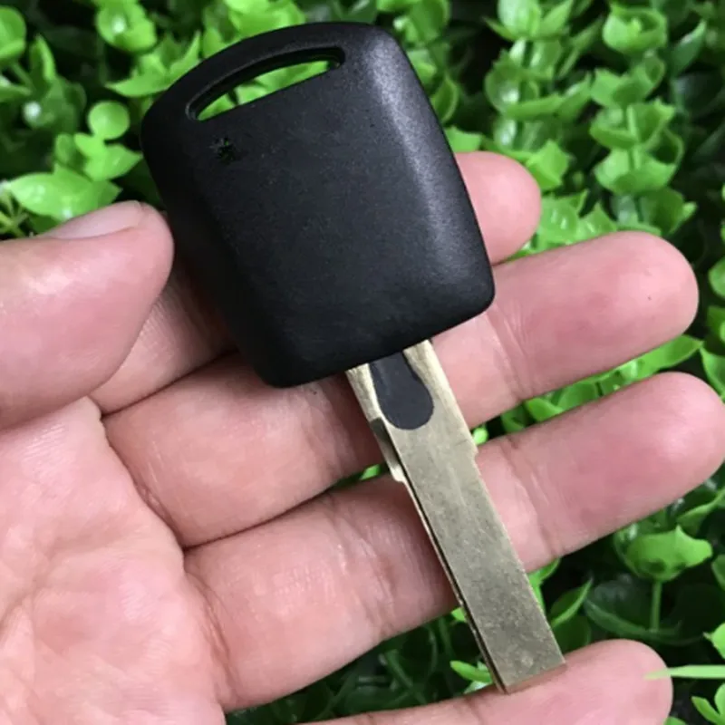 

DAKATU New Replacement Transponder Key Shell Fob For Skoda Felicia Octavia Fabia Superb Uncut Bank Blade