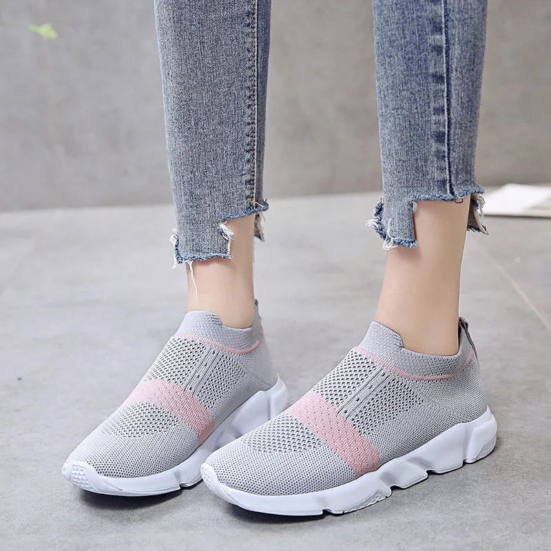 

Breathable Mesh Sneakers Female 2019 Spring and Summer Non-slip Flying Woven Flat Shoes Lightweight Women's Shoes