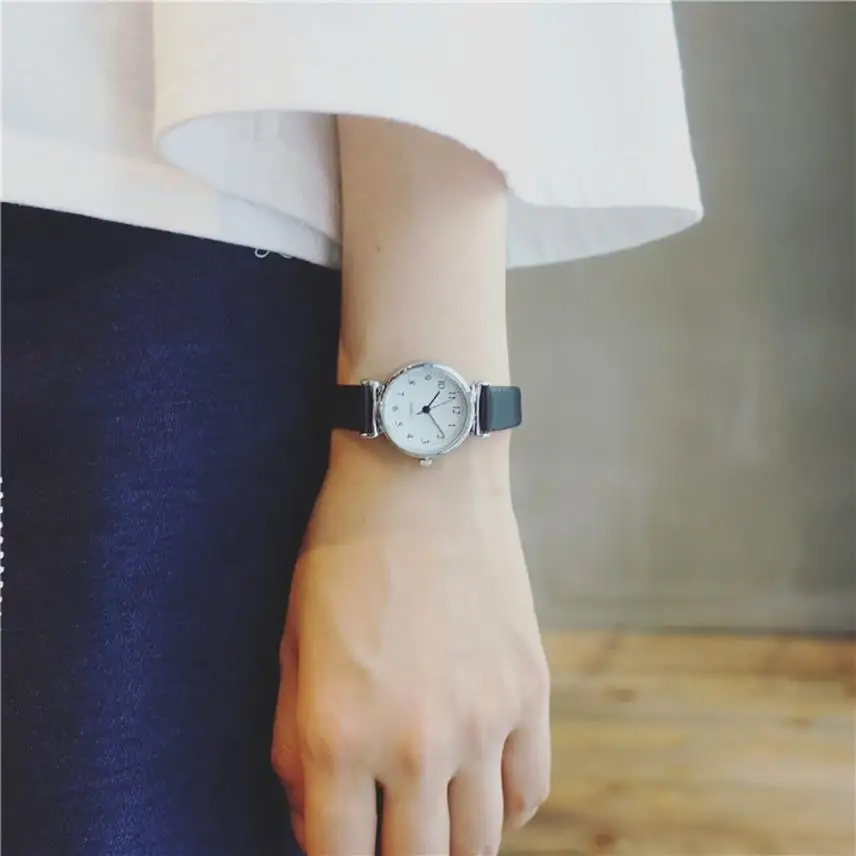 Женские Кварцевые аналоговые наручные часы с маленьким циферблатом, Изысканные часы, роскошные деловые часы, модные повседневные ЖЕНСКИЕ НАРЯДНЫЕ часы, Топ Q40