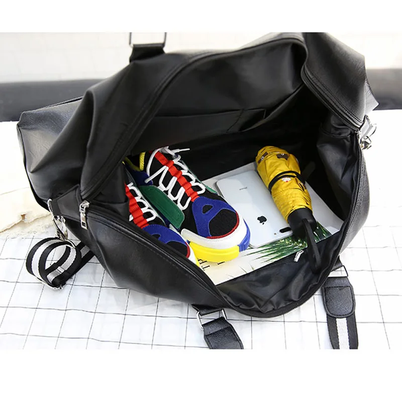 big shoulder bags for travel