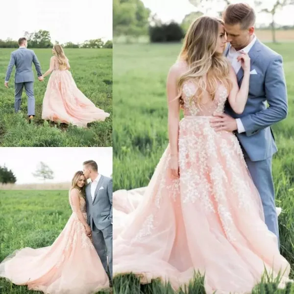 2018 Vintage Blush Pink Lace Wedding Dresses Sheer Neck Sleeveless Appliqued Tulle Cathedral Train Western Country Style Bridal Gowns