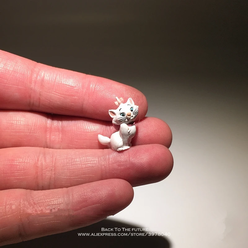 

Disney The Aristocats Marie Cat 2cm Action Figure Posture Anime Decoration Collection Figurine Toys model for children