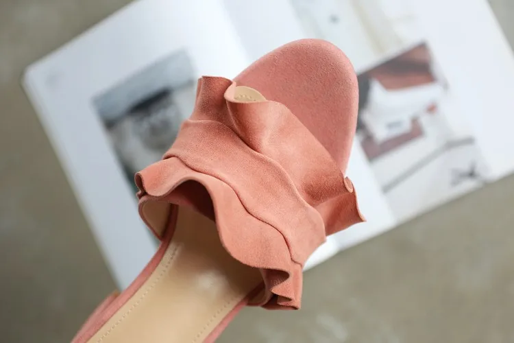 WOMEN SLIPPER 18