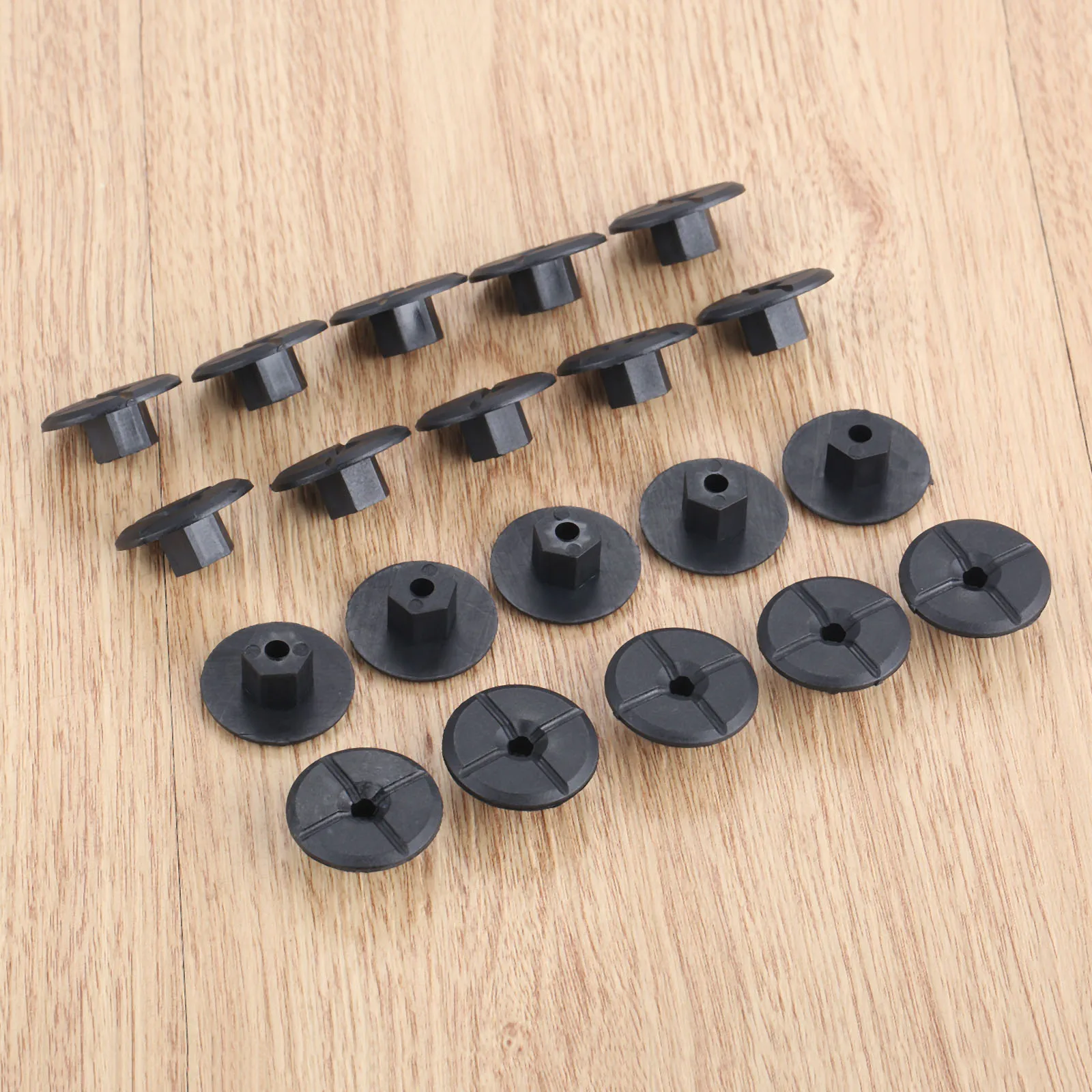 

20Pcs 4mm Car Clips Fender Mud Flap Splash Guard Wheel Arch Bumper Panel Auto Fastener Clip For Mercedes Benz