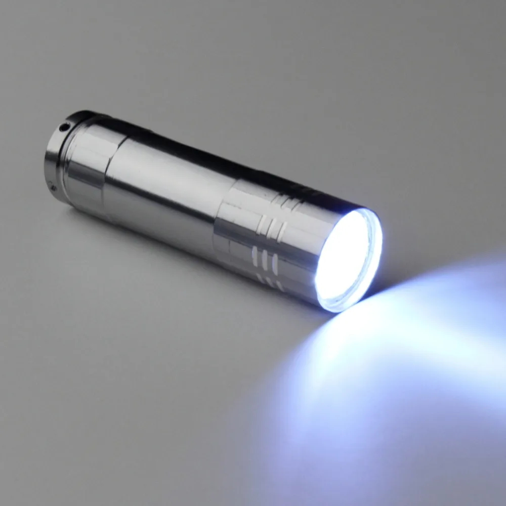 Clásico LED linterna de aluminio de la lámpara pequeña linterna 9 emergencia que acampaba Clásico LED linterna de aluminio de la lámpara pequeña linterna 9 emergencia que acampaba