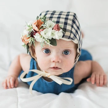 

Artificial flowers Bonnet Garden Bonnets Sitter Bonnet Baby hat Newborn Photo Prop Hair Flowers Garlands Infant Plaid Beanie